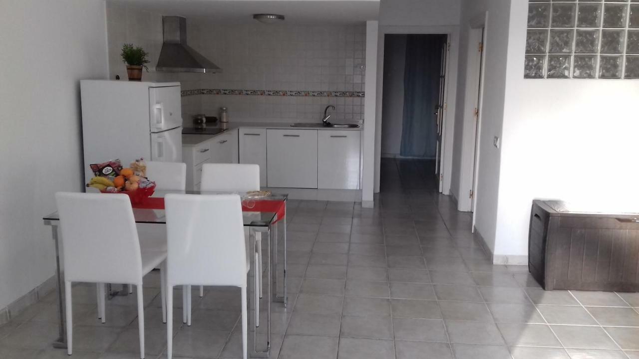 Isabel3 Apartment ติอาส ภายนอก รูปภาพ